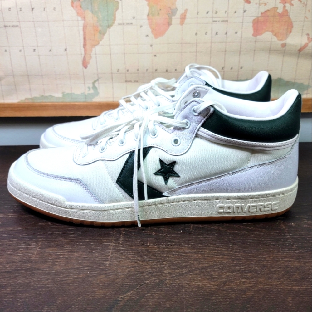BRAND NEW Converse Fastbreak Pro Mid Skateboarding Sneaker Men's Size 12.0